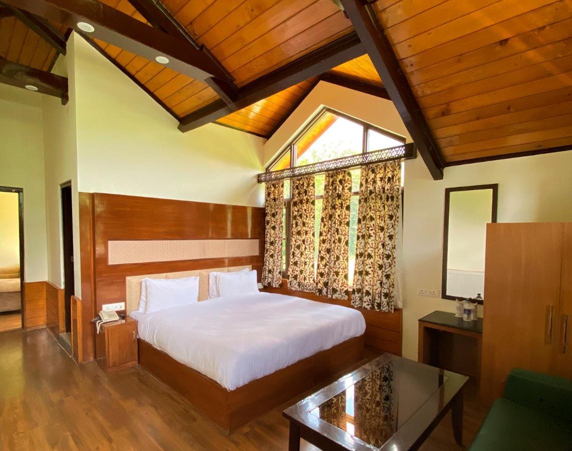 Six Seasons Pahalgam Pahalgām Exteriör bild